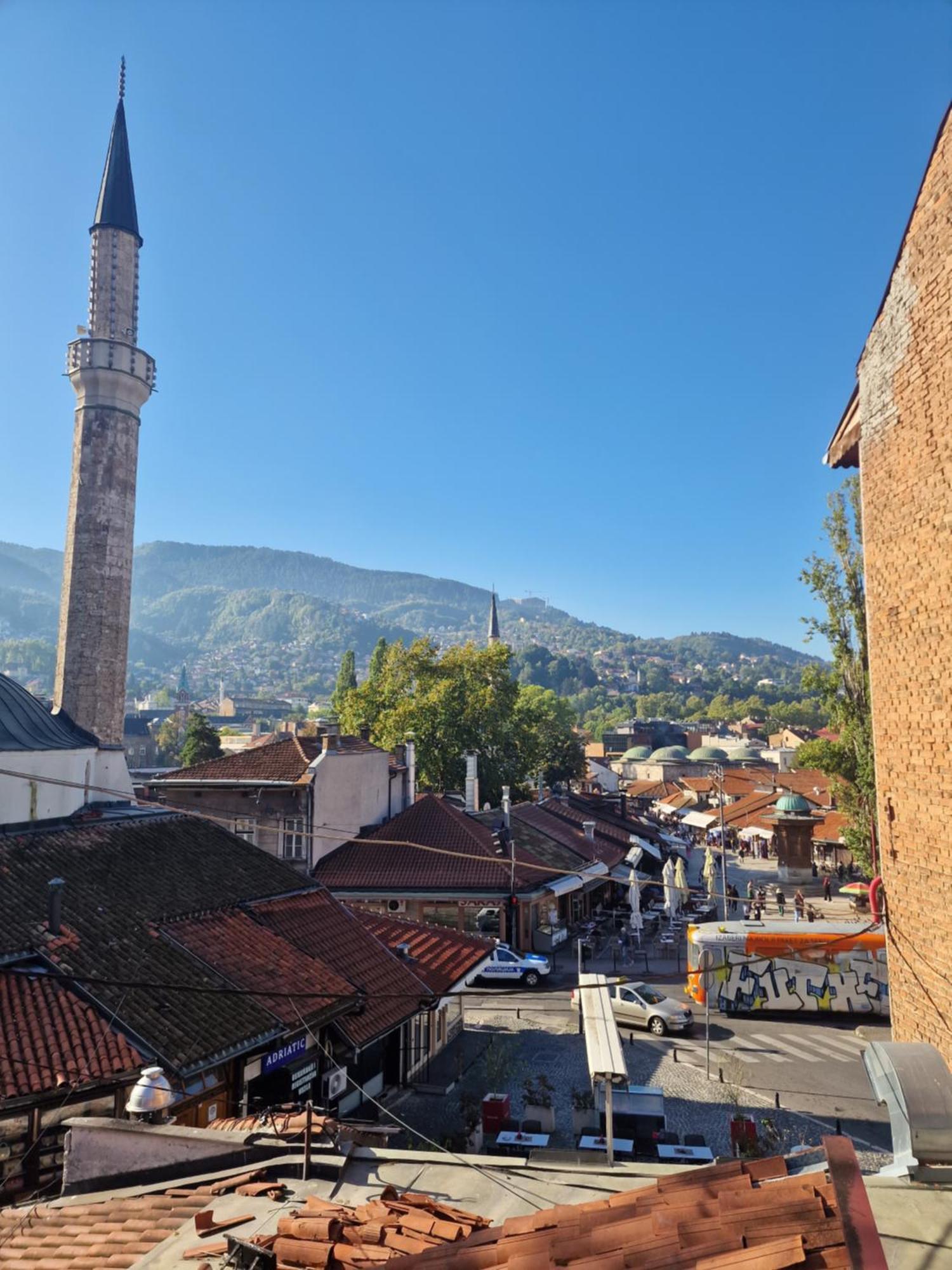 Guesthouse Nia Deluxe Sarajevo Exteriör bild