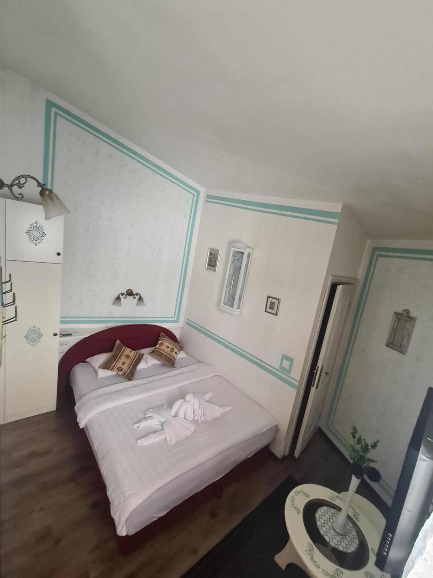 Guesthouse Nia Deluxe Sarajevo Exteriör bild