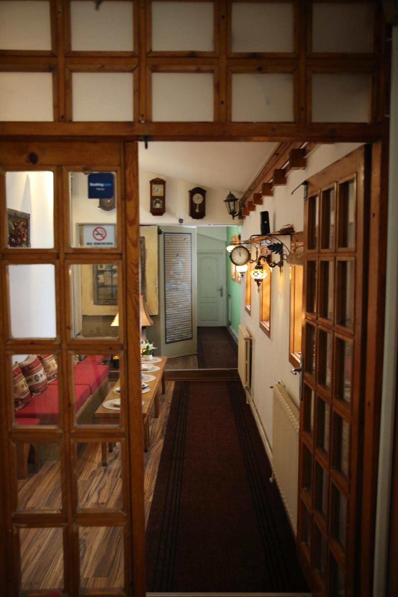 Guesthouse Nia Deluxe Sarajevo Exteriör bild